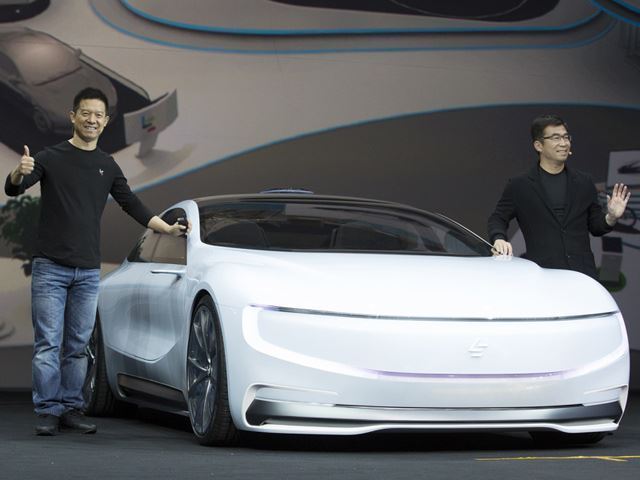 Китайский беспилотный автомобиль, который должен был дебютировать в США, застрял в Лондоне